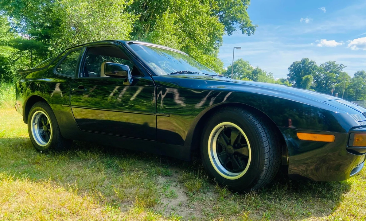 1984 Porsche 944 - Image 21 of 31