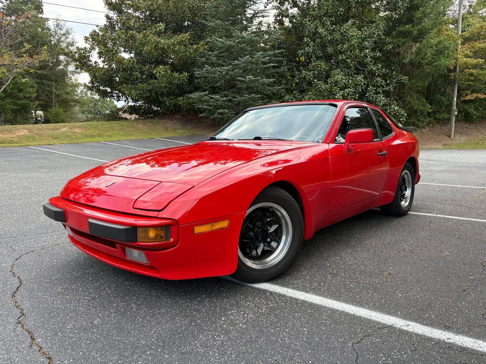 1984 Porsche 944 - Image 4 of 31