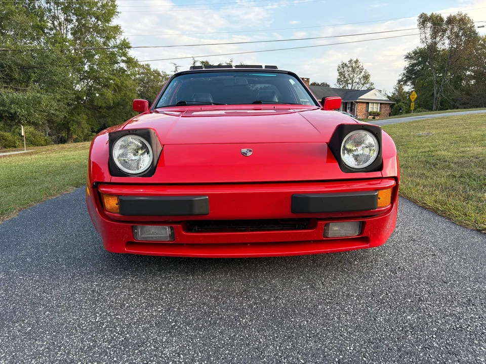 1984 Porsche 944 - Image 11 of 31