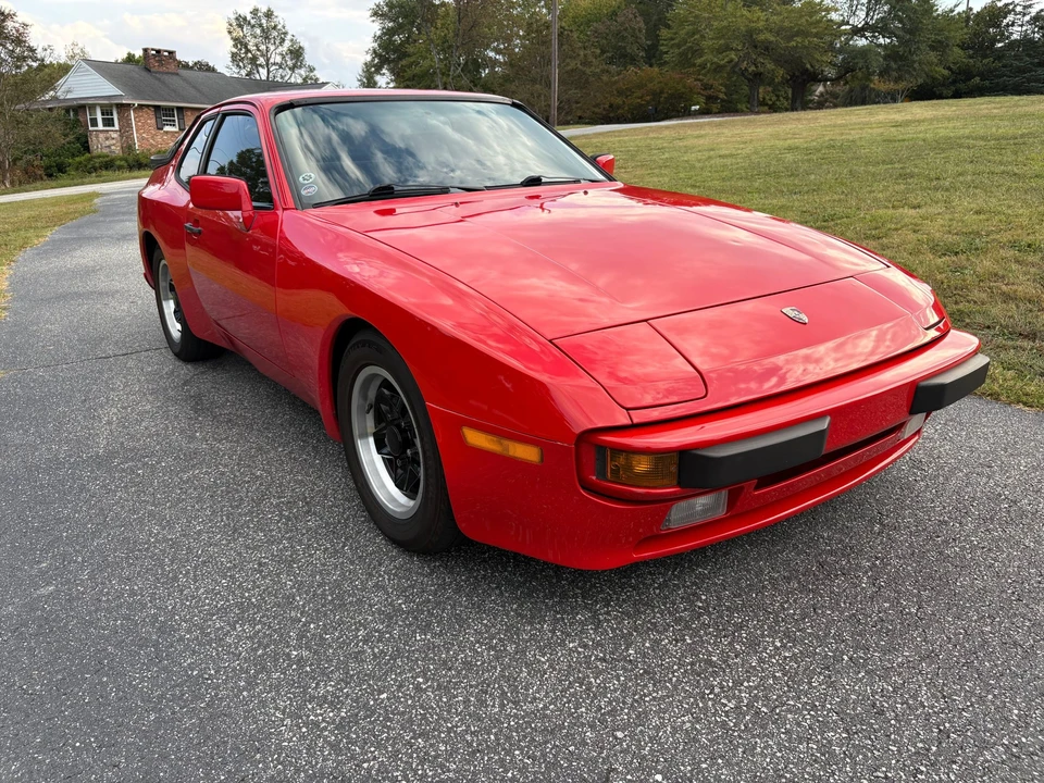 1984 Porsche 944 - Image 14 of 31
