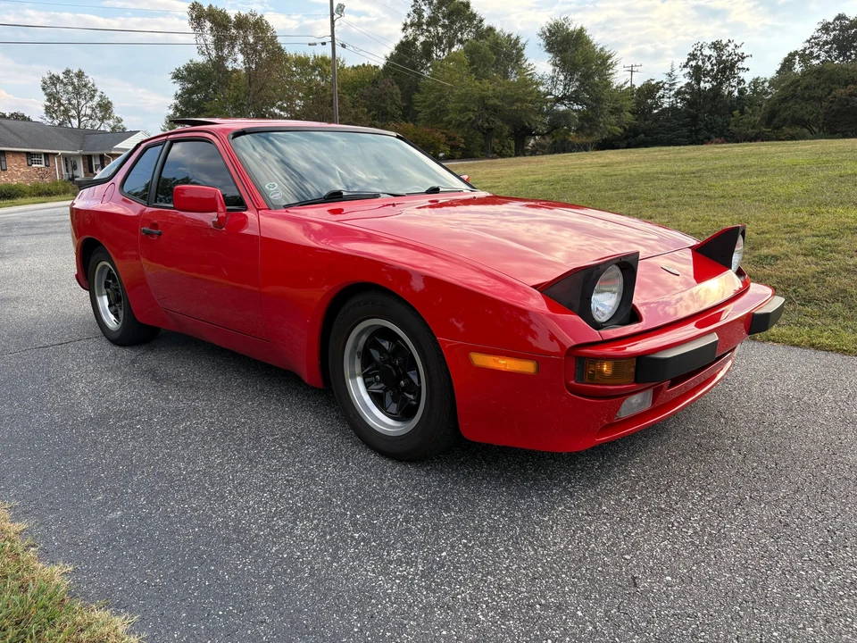 1984 Porsche 944 - Image 13 of 31
