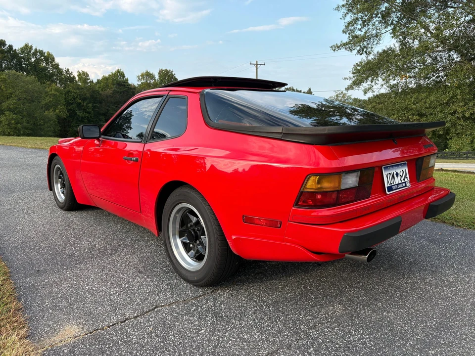 1984 Porsche 944 - Image 27 of 31
