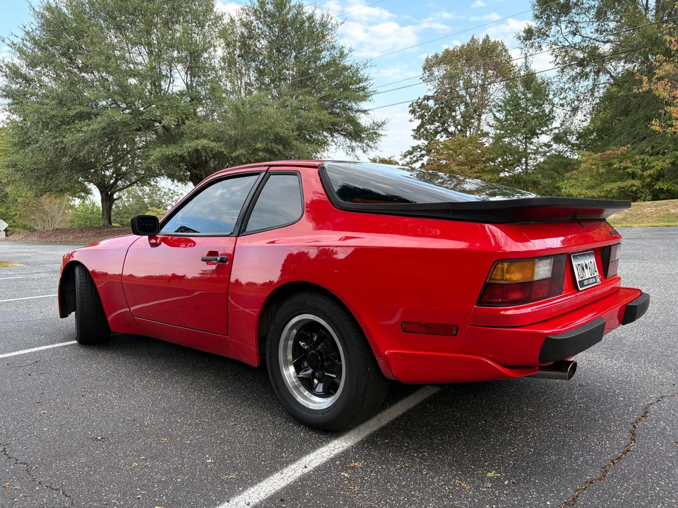 1984 Porsche 944 - Image 28 of 31