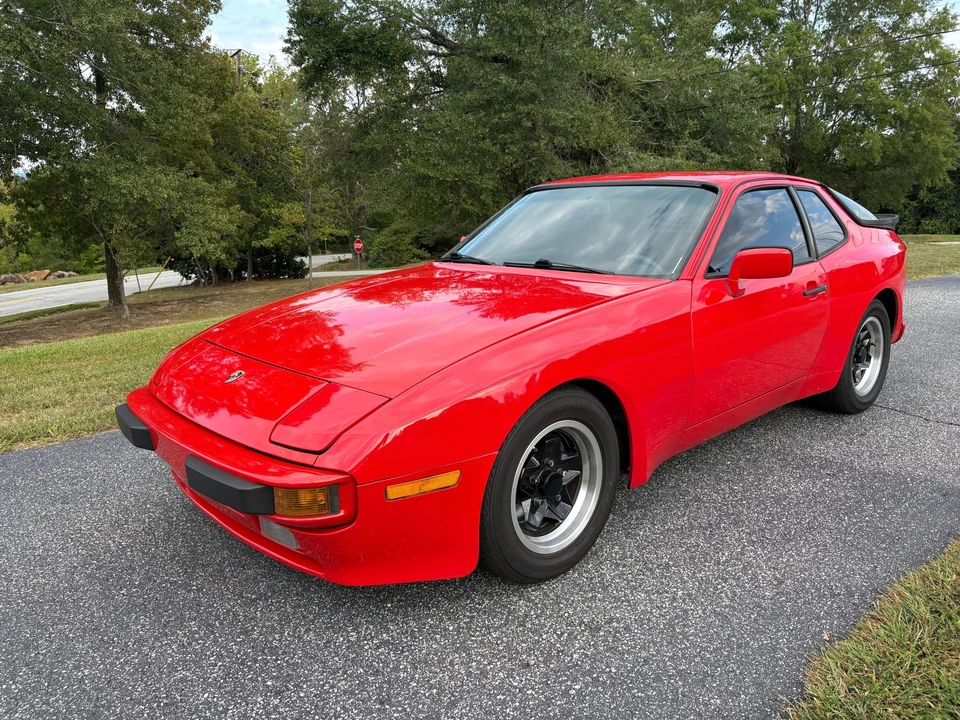1984 Porsche 944 - Image 5 of 31