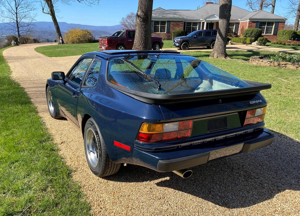 1984 Porsche 944 - Image 6 of 31
