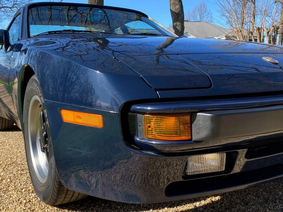 1984 Porsche 944 - Image 24 of 31