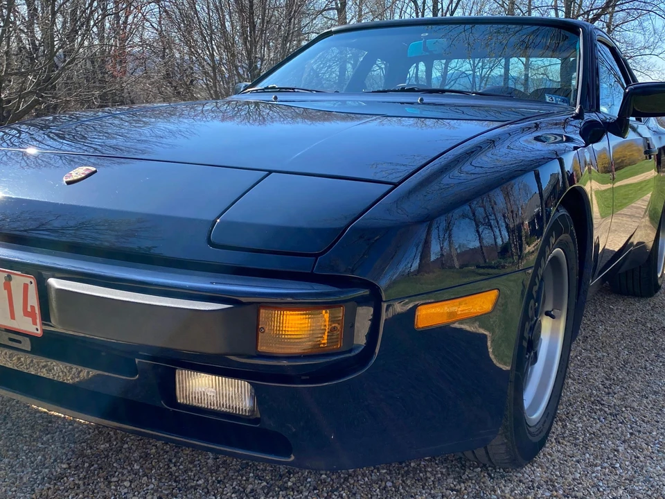 1984 Porsche 944 - Image 25 of 31