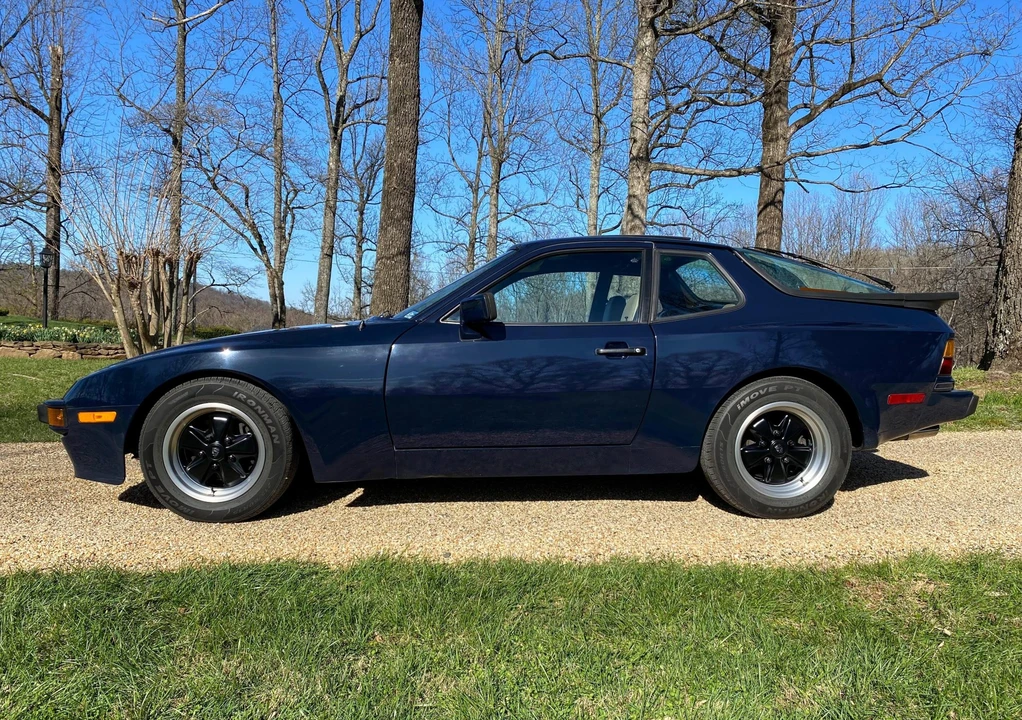 1984 Porsche 944 - Image 4 of 31