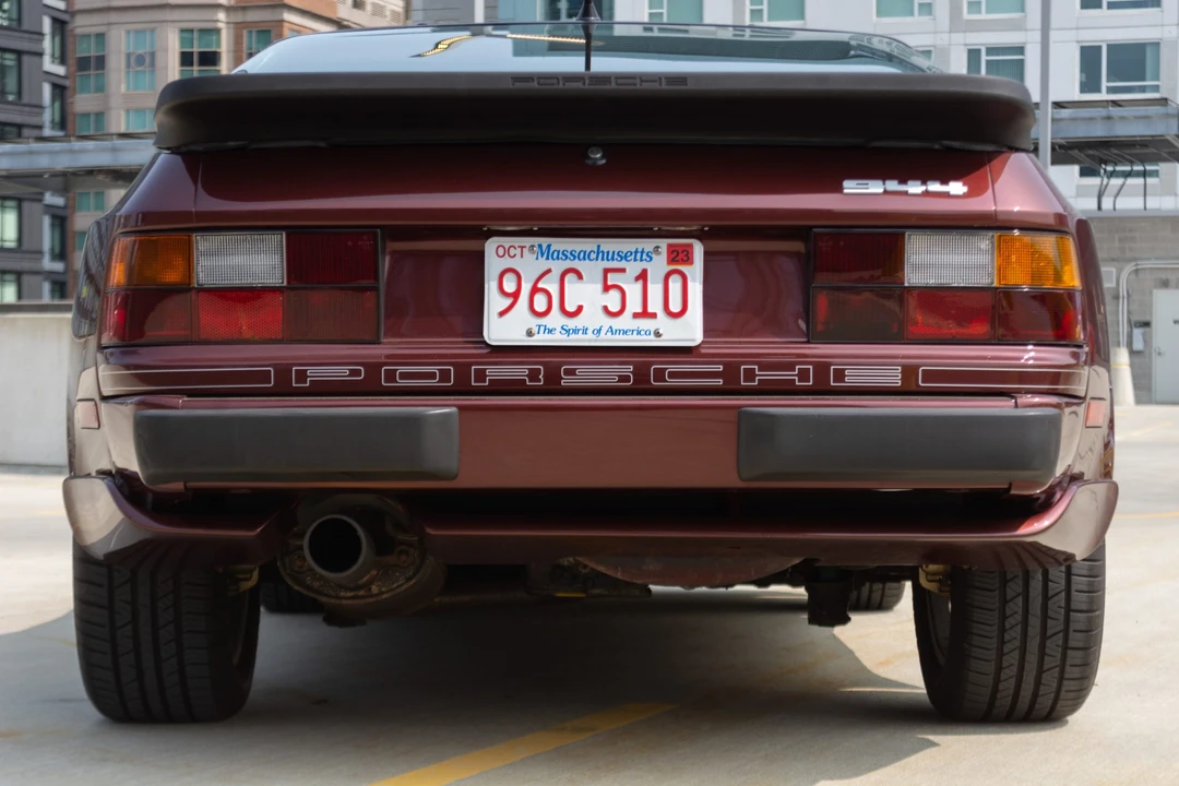 1984 Porsche 944 - Image 8 of 31
