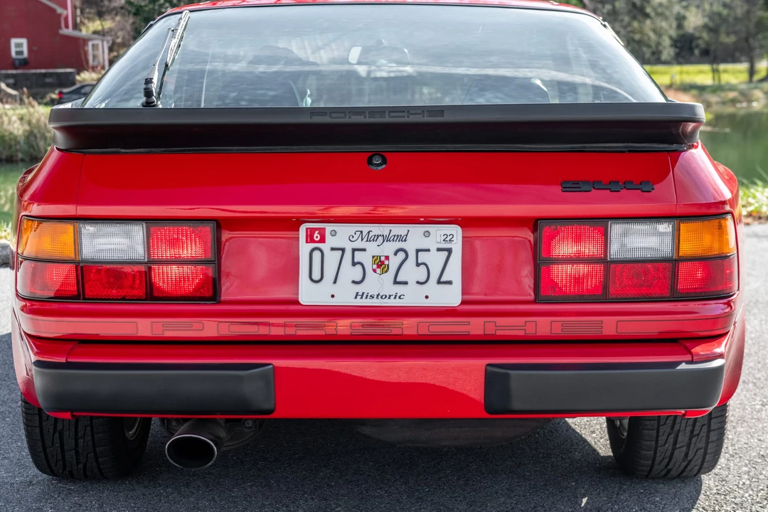 1984 Porsche 944 - Image 15 of 31