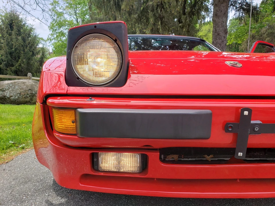1984 Porsche 944 - Image 25 of 31