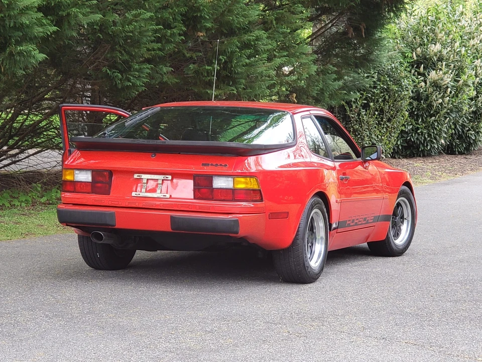 1984 Porsche 944 - Image 7 of 31