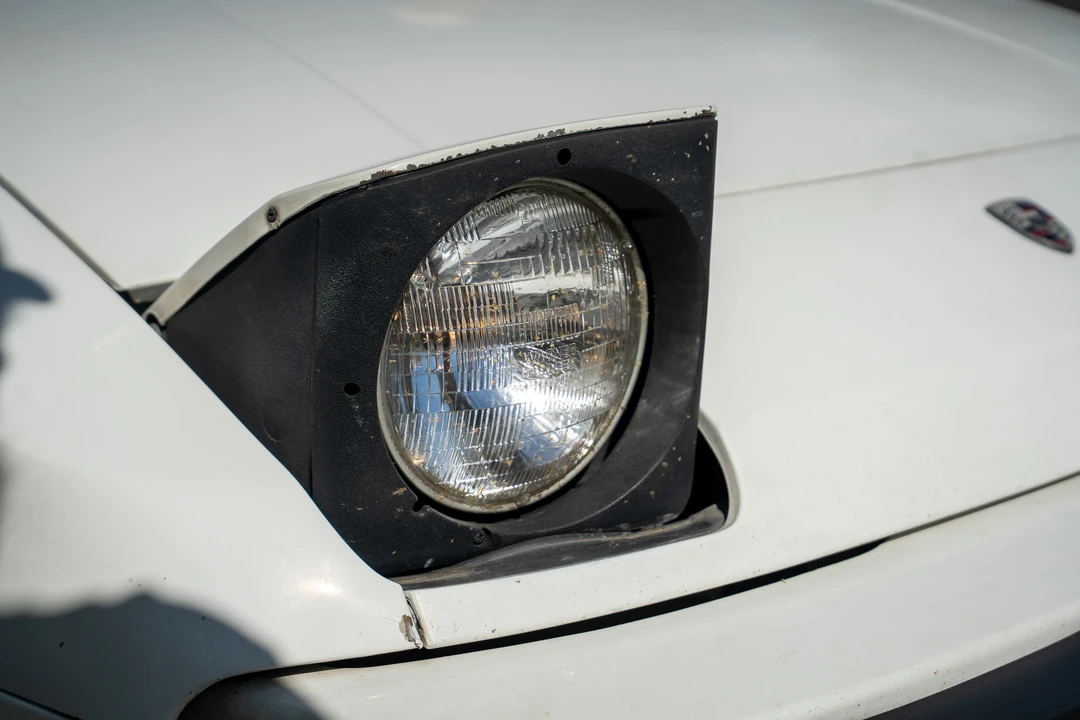 1984 Porsche 944 - Image 14 of 31