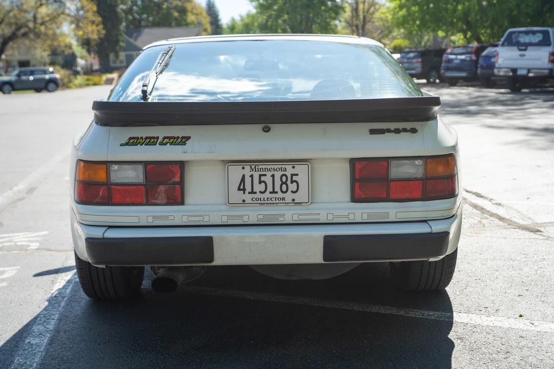 1984 Porsche 944 - Image 5 of 31