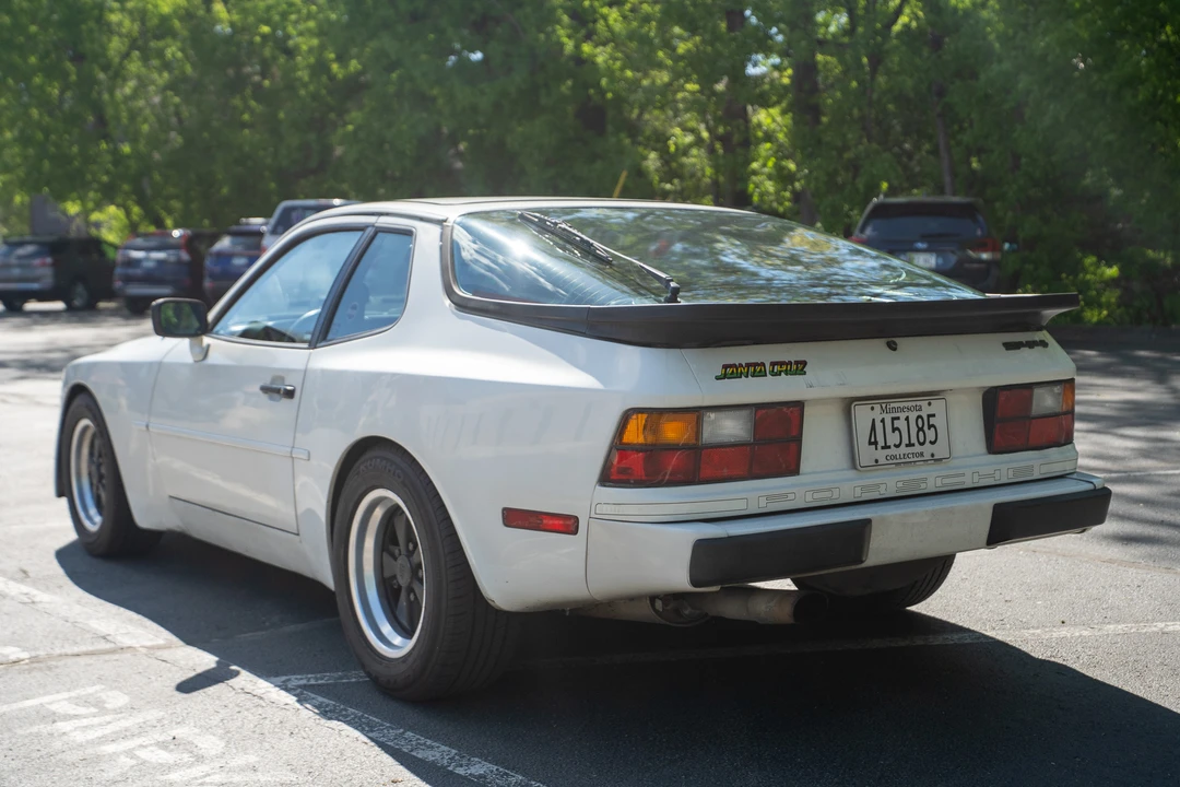 1984 Porsche 944 - Image 6 of 31