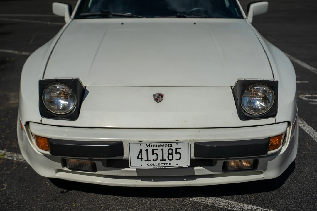 1984 Porsche 944 - Image 10 of 31