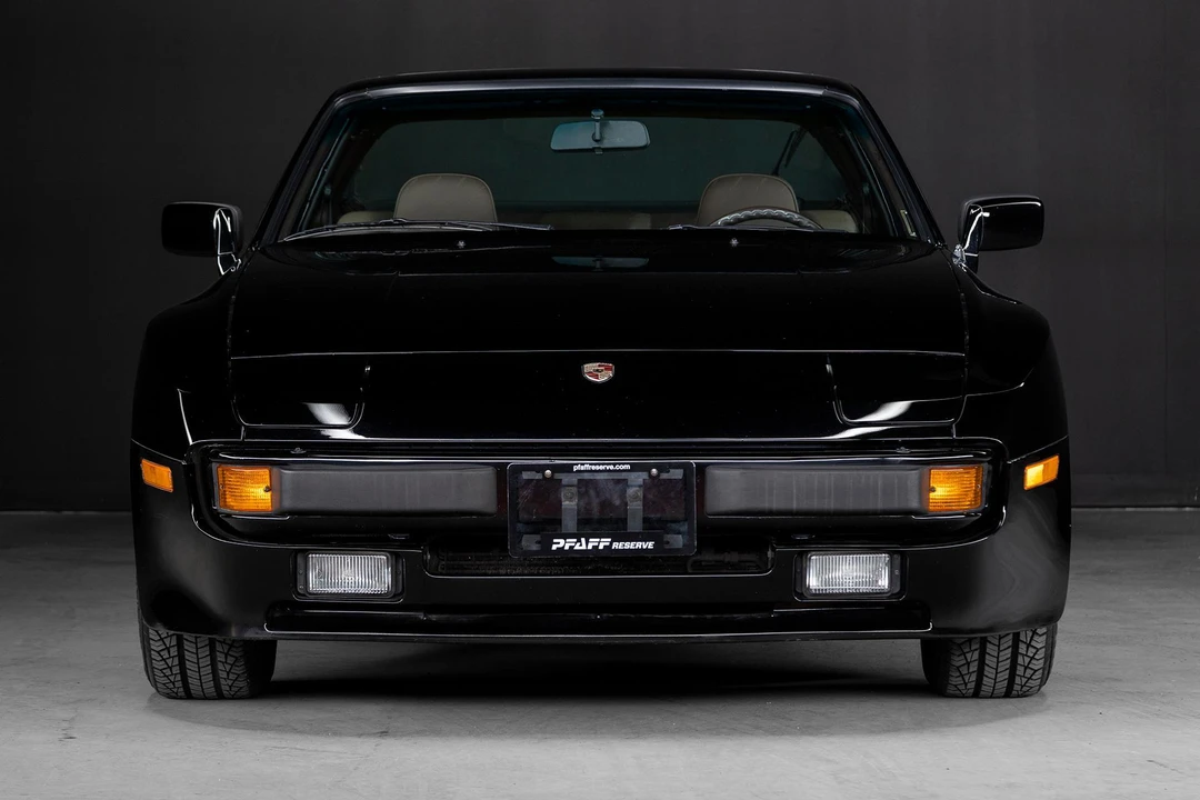 1984 Porsche 944 - Image 9 of 31