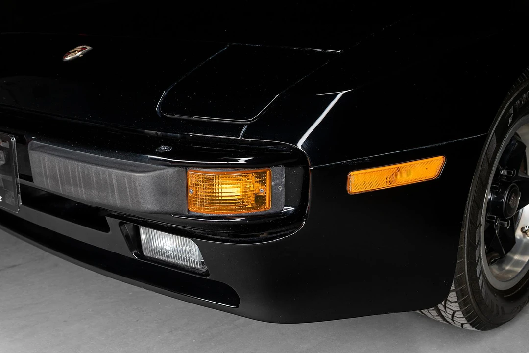 1984 Porsche 944 - Image 18 of 31