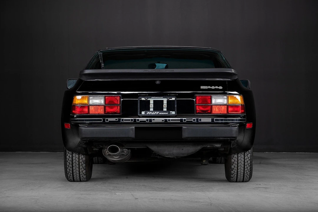 1984 Porsche 944 - Image 5 of 31