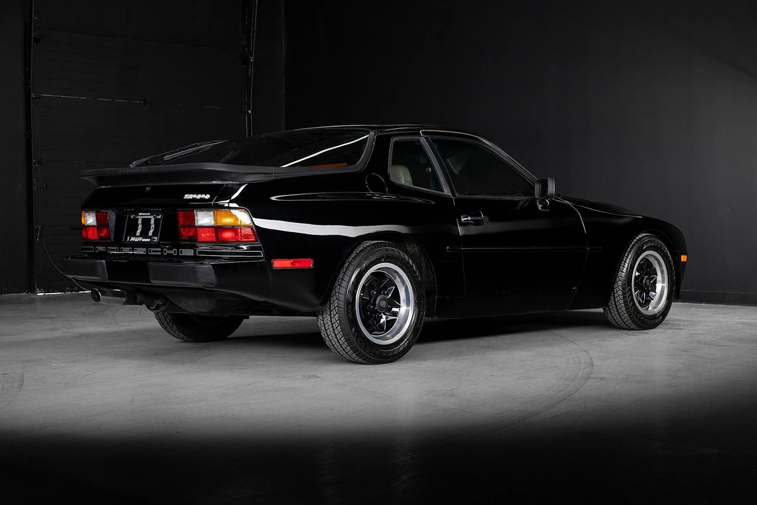 1984 Porsche 944 - Image 6 of 31