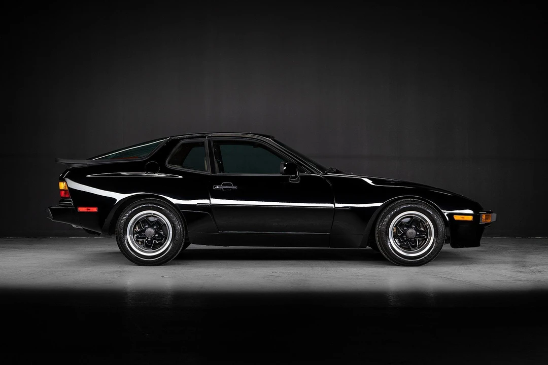 1984 Porsche 944 - Image 7 of 31