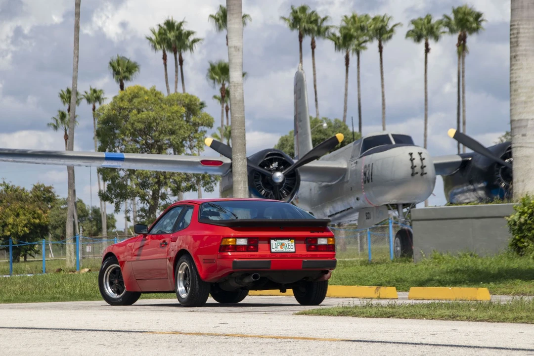 1984 Porsche 944 - Image 4 of 31