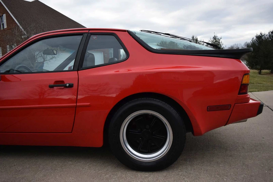 1984 Porsche 944 - Image 30 of 31