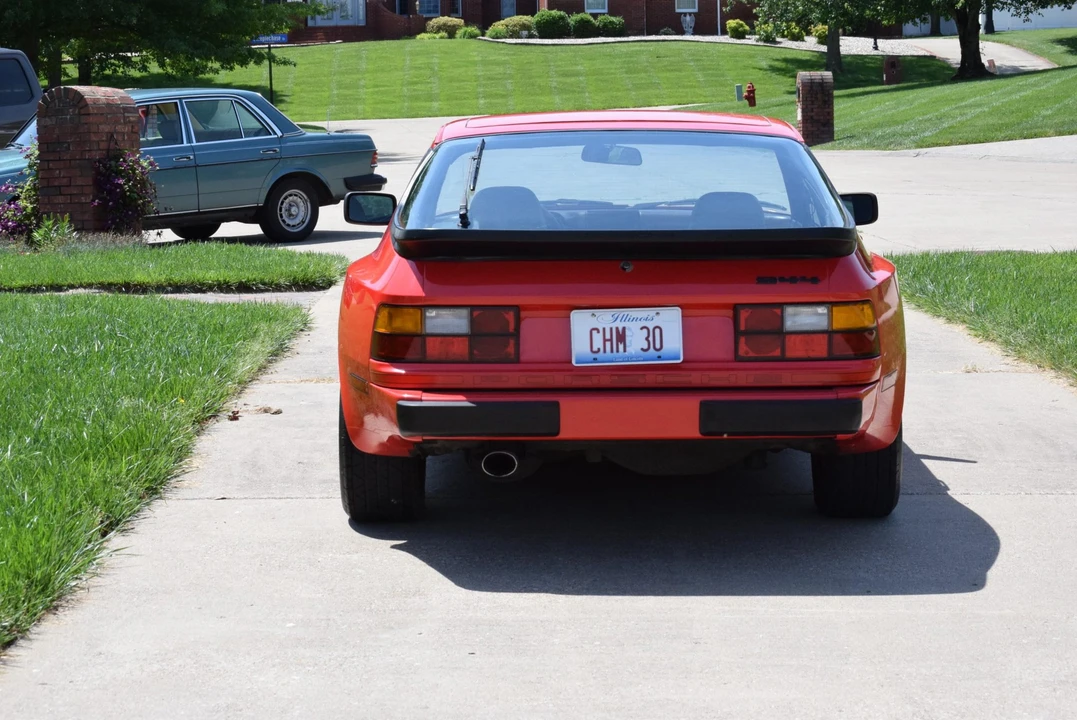 1984 Porsche 944 - Image 6 of 31