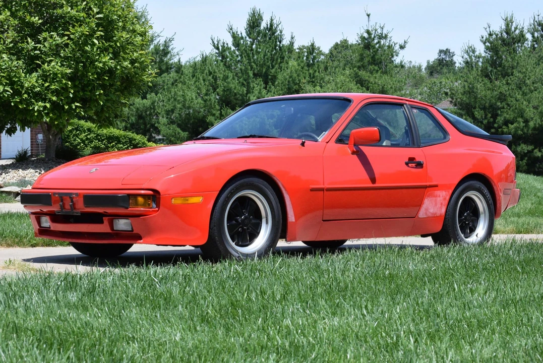 1984 Porsche 944 - Image 2 of 31