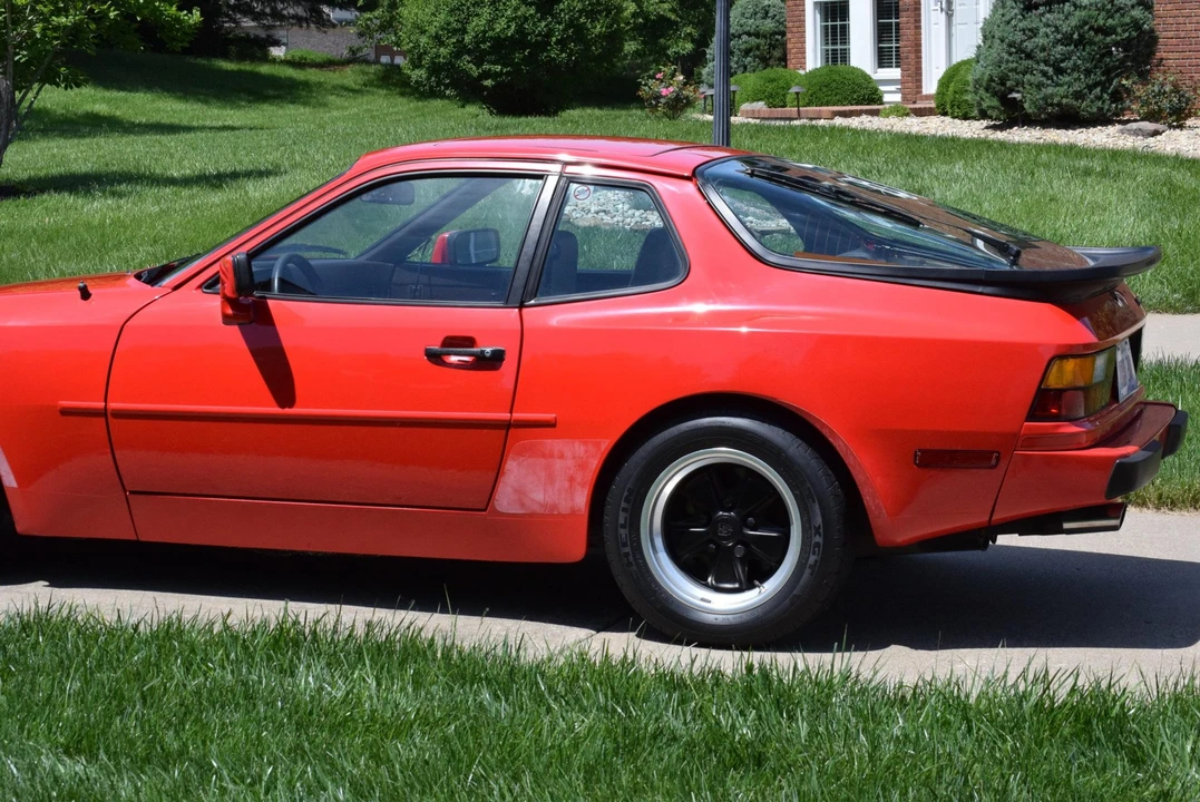 1984 Porsche 944 - Image 29 of 31