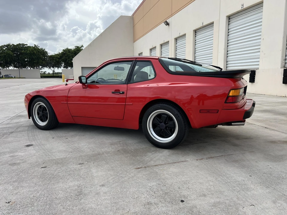 1984 Porsche 944 - Image 8 of 31