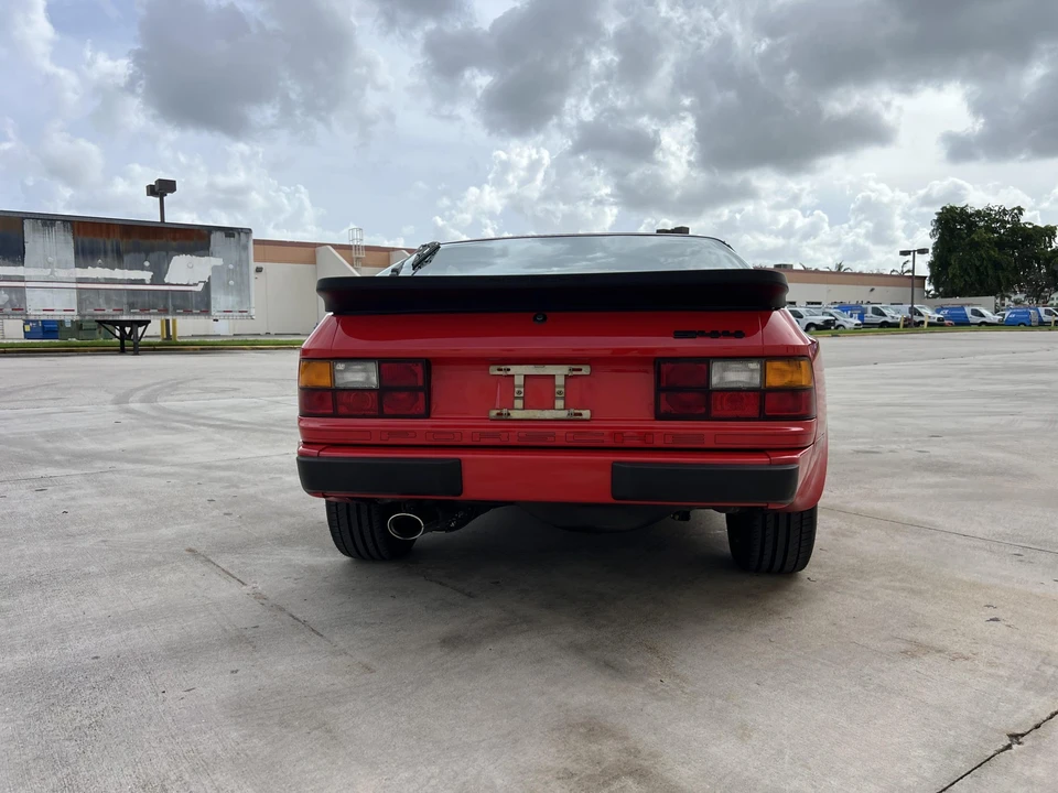 1984 Porsche 944 - Image 11 of 31