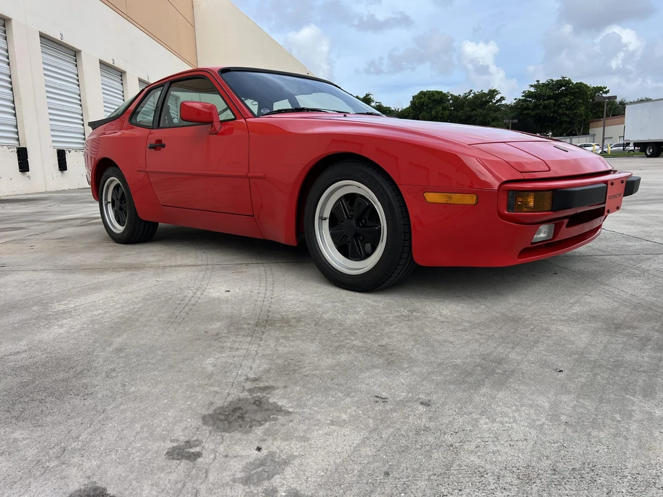 1984 Porsche 944 - Image 2 of 31