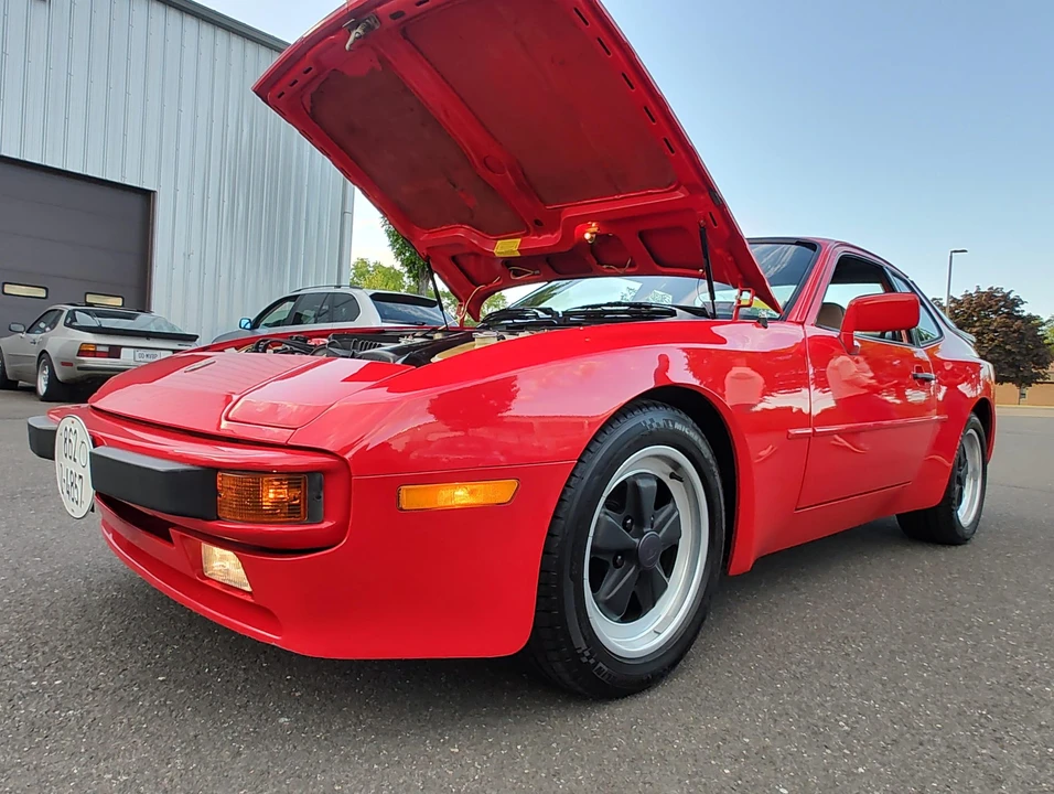 1984 Porsche 944 - Image 19 of 31