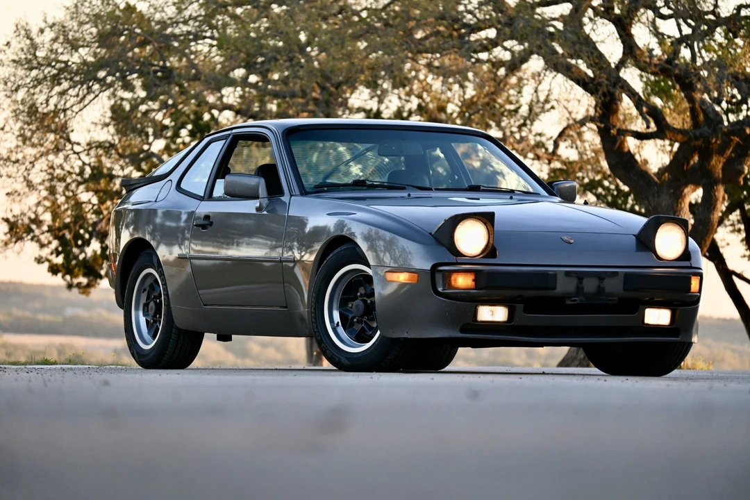 1984 Porsche 944 - Image 16 of 31