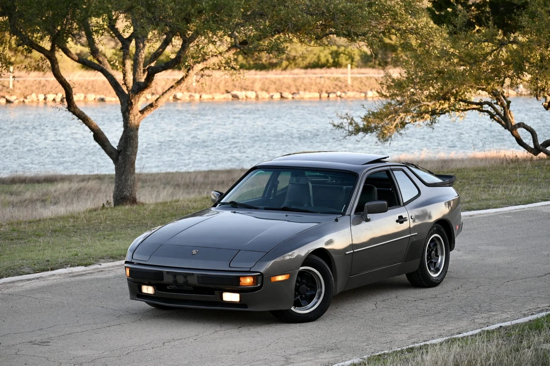 1984 Porsche 944 - Image 3 of 31