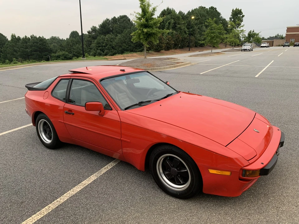 1984 Porsche 944 - Image 9 of 31