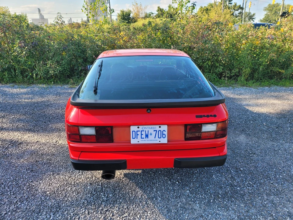 1984 Porsche 944 - Image 10 of 31