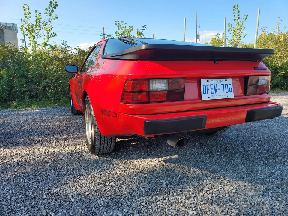 1984 Porsche 944 - Image 9 of 31