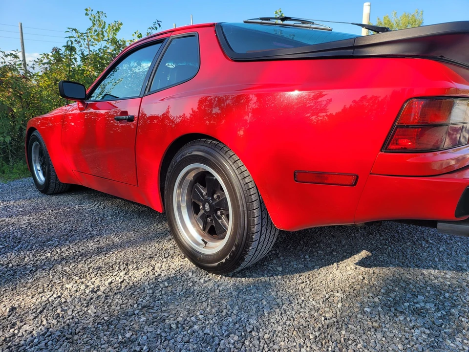 1984 Porsche 944 - Image 28 of 31