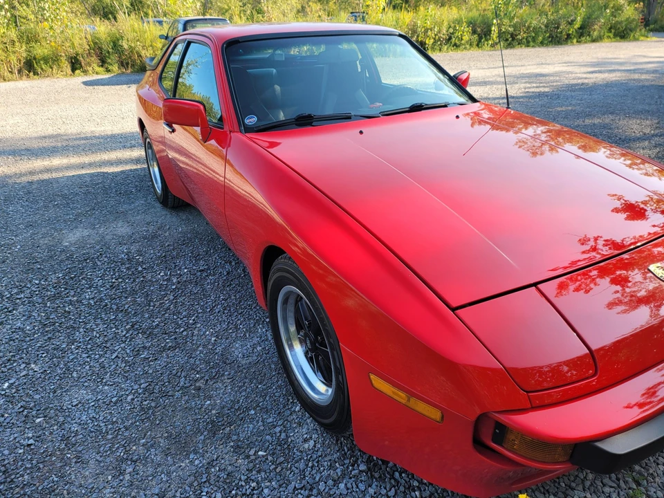 1984 Porsche 944 - Image 19 of 31