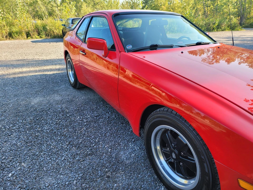 1984 Porsche 944 - Image 22 of 31
