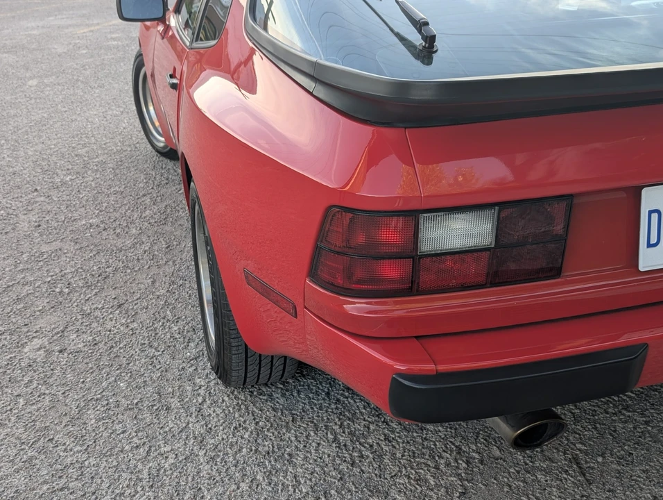 1984 Porsche 944 - Image 26 of 31