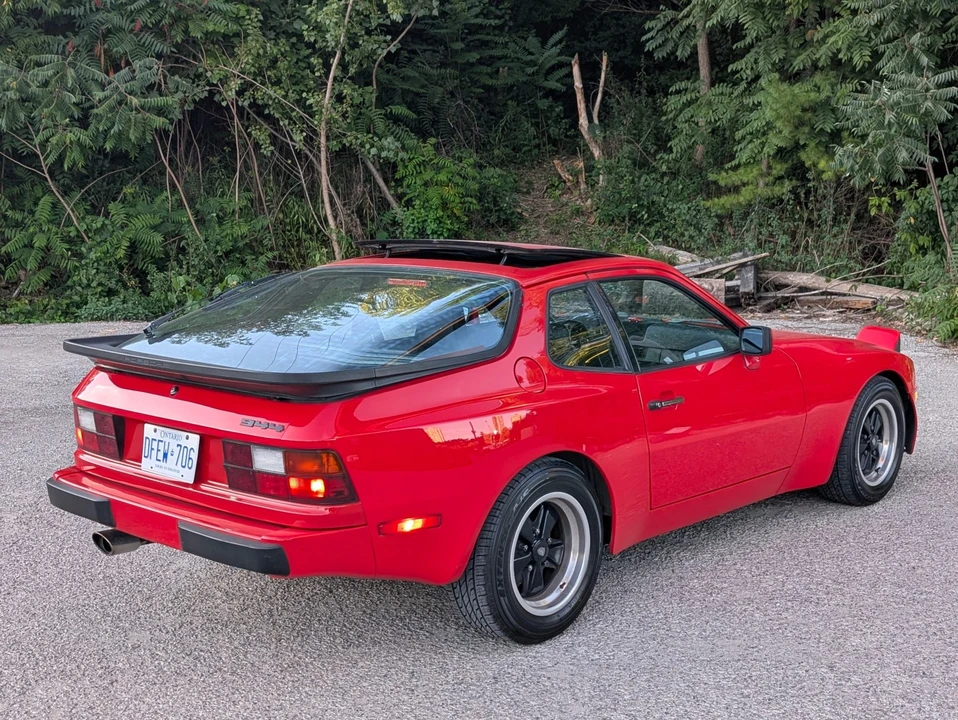 1984 Porsche 944 - Image 15 of 31