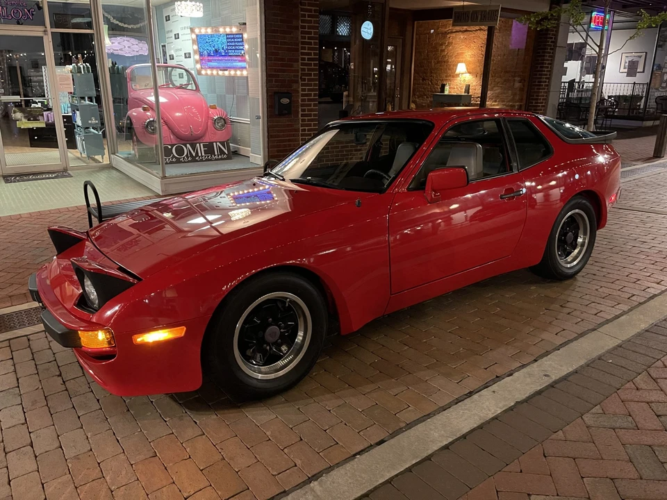 1984 Porsche 944 - Image 30 of 31