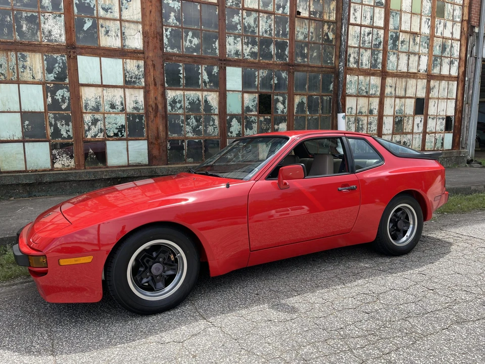 1984 Porsche 944 - Image 3 of 31