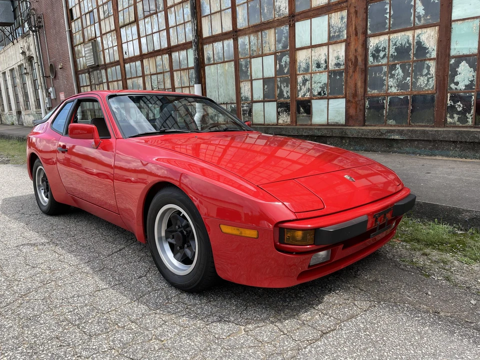 1984 Porsche 944 - Image 13 of 31