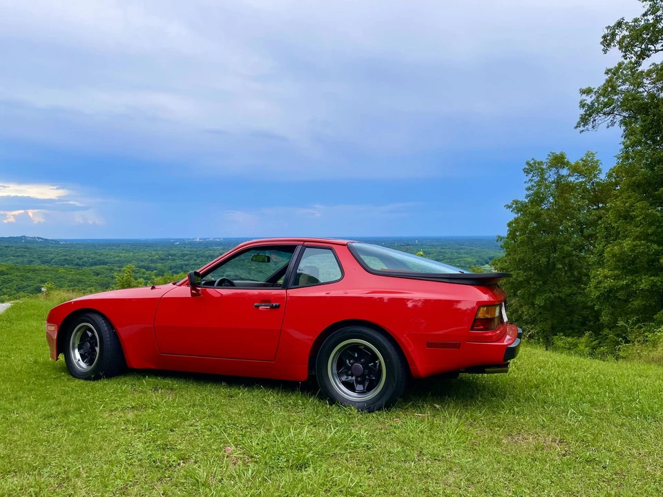 1984 Porsche 944 - Image 18 of 31