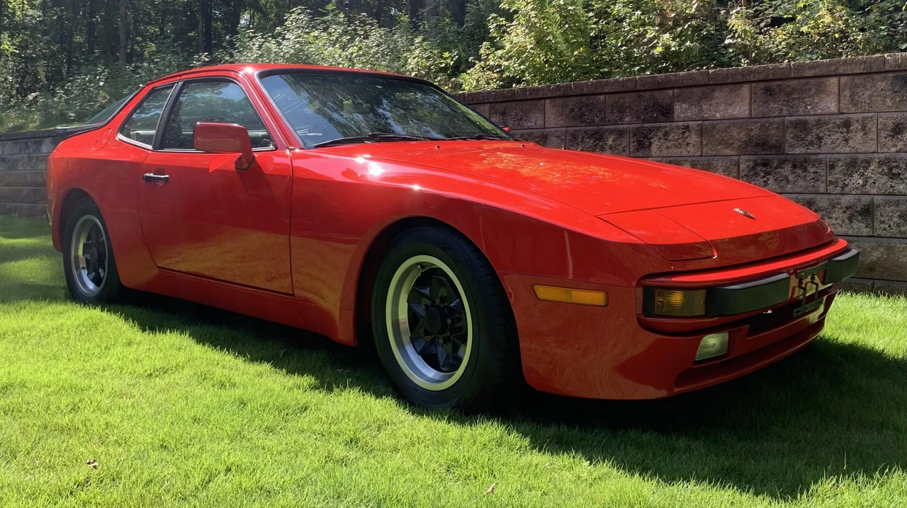 1984 Porsche 944 - Image 26 of 31