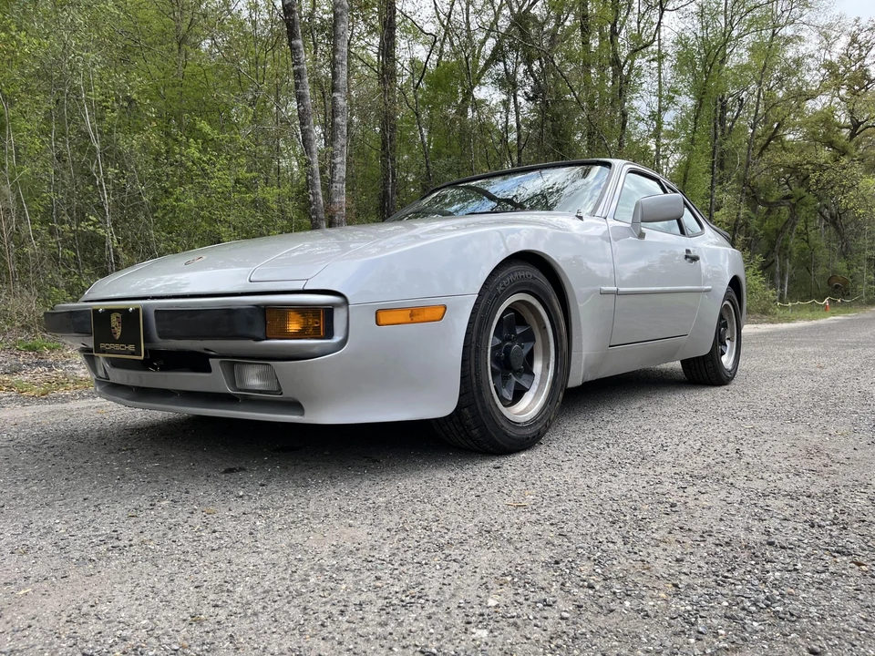 1984 Porsche 944 - Image 3 of 31